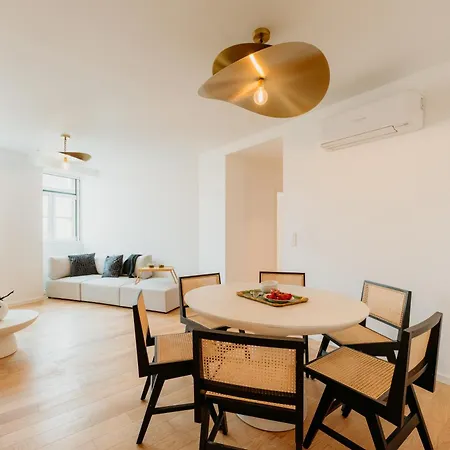 Апартаменты Mary Pink - No 1a - Well Decor Two-bedroom